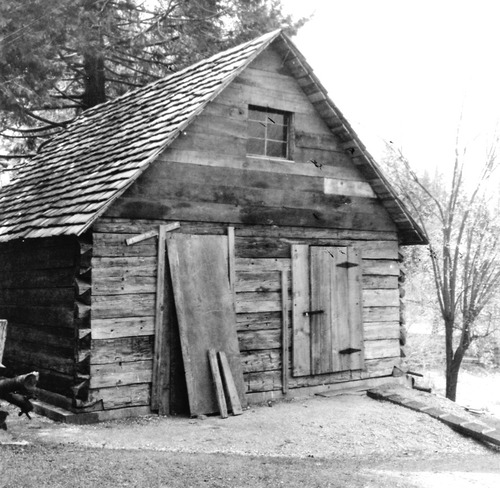 Click to see PIC 5-CABIN 25 of Cabins (PIC 5-CABIN)