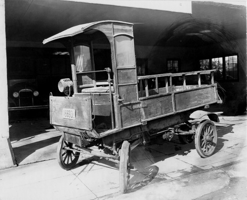 Click to see PIC 5-TRA-AUTO 76A of Automobiles, trucks (PIC 5-TRA-AUTO)
