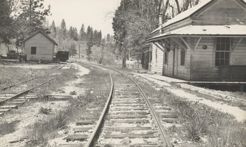 Click to see PIC 5-TRA-NAR DEPOT 12 of NCNGRR Depots (PIC 5-TRA-NAR DEPOT)