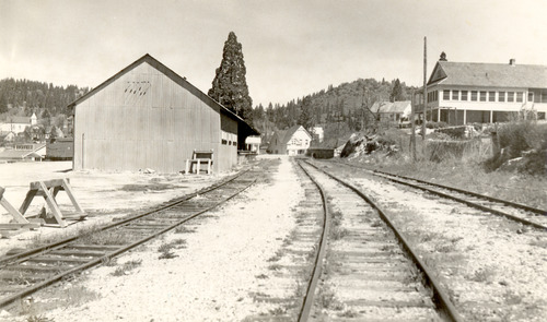 Click to see PIC 5-TRA-NAR DEPOT 16 of NCNGRR Depots (PIC 5-TRA-NAR DEPOT)