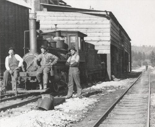 Click to see PIC 5 TRA-NAR Eng. #4 1 of NCNGRR steam engines (PIC 5-TRA-NAR ENG.)