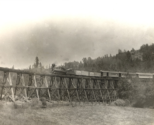 Click to see PIC 5-TRA-NAR ENG.#5 2 of NCNGRR steam engines (PIC 5-TRA-NAR ENG.)