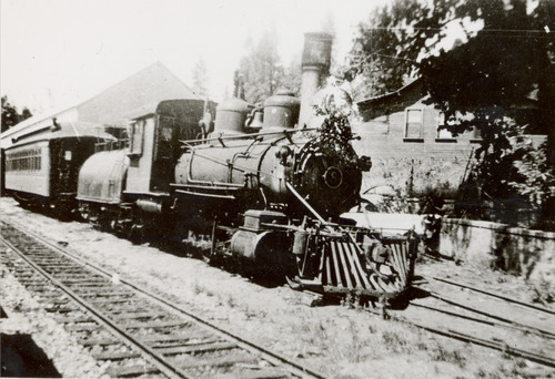 Click to see PIC 5-TRA-NAR ENG.#8 1 of NCNGRR steam engines (PIC 5-TRA-NAR ENG.)