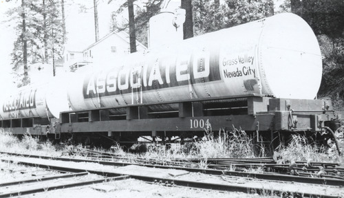 Click to see PIC 5-TRA-NAR ROLLING STOCK 4 of NCNGRR box cars, cabooses, etc. (PIC 5-TRA-NAR ROLLING STOCK)