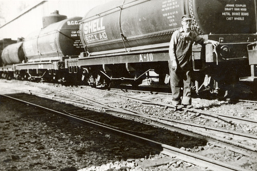 Click to see PIC 5-TRA-NAR ROLLING STOCK 6 of NCNGRR box cars, cabooses, etc. (PIC 5-TRA-NAR ROLLING STOCK)