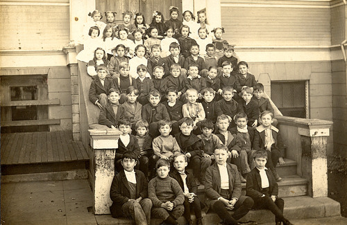 Washington School, Grass Valley (PIC 5-WASHINGTON SCHOOL)