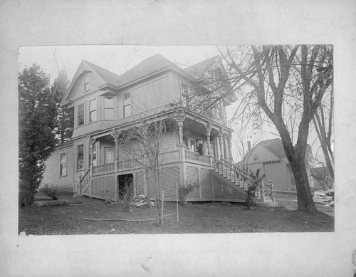 Click to see PIC 6-1 HOUSES 3 of Unidentified houses (PIC 6-1 HOUSES)