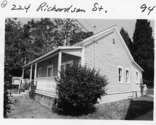 Click to see PIC 6-ADS 1449B of Union Real Estate Ad Photos (PIC 6-ADS)