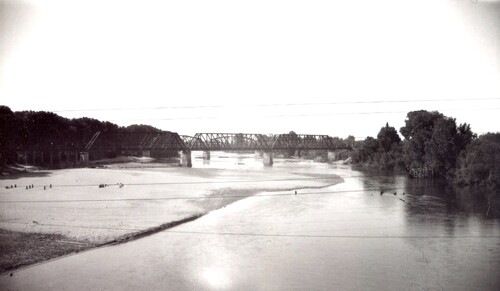 Click to see PIC 6-BARTKE B05 of Bartke Family Album (PIC 6-BARTKE)