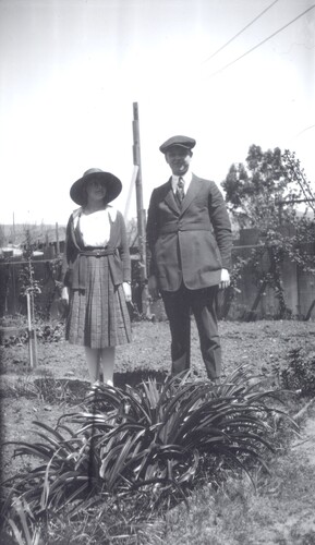 Click to see PIC 6-BARTKE C07 of Bartke Family Album (PIC 6-BARTKE)