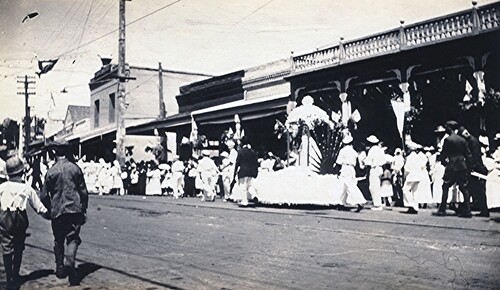 Click to see PIC 6-BARTKE D21 of Bartke Family Album (PIC 6-BARTKE)