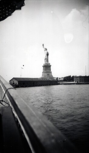 Click to see PIC 6-BARTKE E45 of Bartke Family Album (PIC 6-BARTKE)