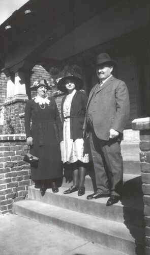 Click to see PIC 6-BARTKE F02 of Bartke Family Album (PIC 6-BARTKE)