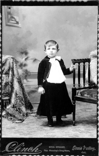 Click to see PIC 6-BEST 19 of Best Family Album (PIC 6-BEST)