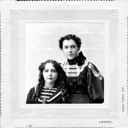 Click to see PIC 6-BEST 38 of Best Family Album (PIC 6-BEST)