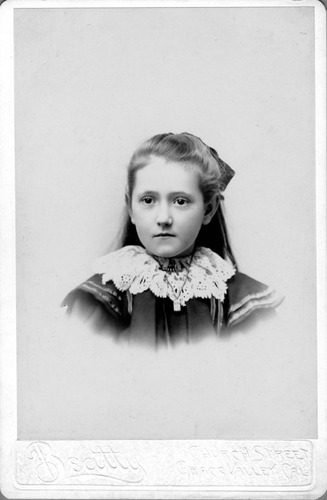 Click to see PIC 6-BEST 48 of Best Family Album (PIC 6-BEST)