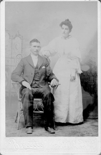 Click to see PIC 6-BEST 76 of Best Family Album (PIC 6-BEST)