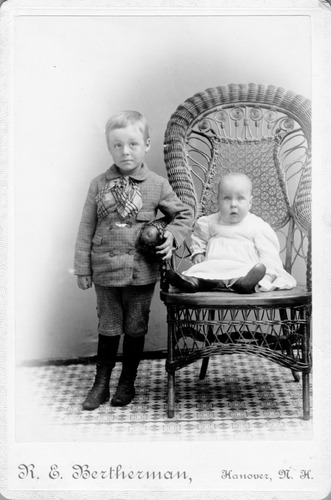 Click to see PIC 6-BEST 139 of Best Family Album (PIC 6-BEST)