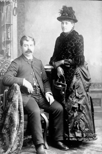 Click to see PIC 6-BEST 150 of Best Family Album (PIC 6-BEST)