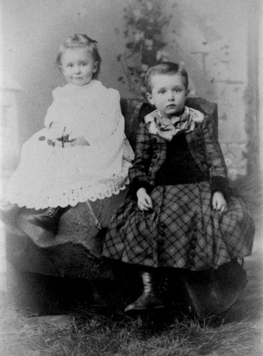Click to see PIC 6-BIG 6 of Biggs family album (PIC 6-BIG)