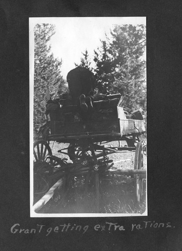 Click to see PIC 6-BODY 18 A&B of Leonard Body vacation photo album (PIC 6-BODY)