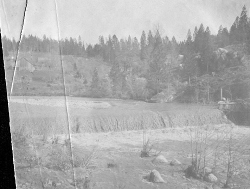 Click to see PIC 6-CAI 33 of Cairns family album (PIC 6-CAI)