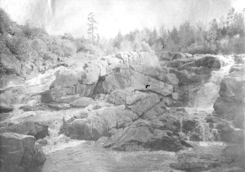 Click to see PIC 6-CAI 38 of Cairns family album (PIC 6-CAI)