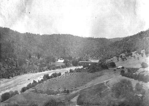 Click to see PIC 6-CAI 43 of Cairns family album (PIC 6-CAI)