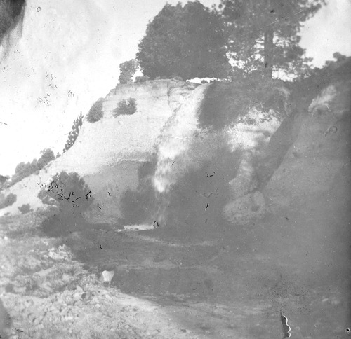 Click to see PIC 6-CAI 71 of Cairns family album (PIC 6-CAI)
