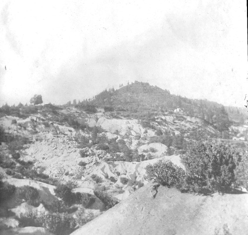 Click to see PIC 6-CAI 78 of Cairns family album (PIC 6-CAI)