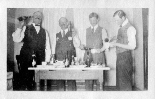 Click to see PIC 6-CAI 83 of Cairns family album (PIC 6-CAI)
