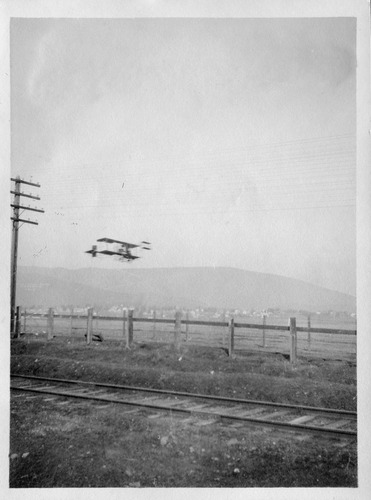 Click to see PIC 6-CAI 97 of Cairns family album (PIC 6-CAI)
