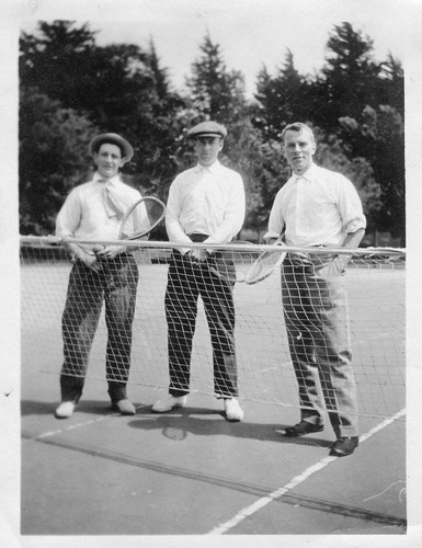Click to see PIC 6-CAI 142 of Cairns family album (PIC 6-CAI)