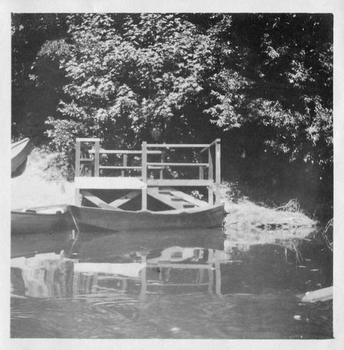 Click to see PIC 6-CAI 161 of Cairns family album (PIC 6-CAI)