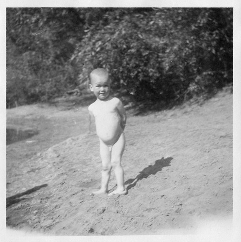Click to see PIC 6-CAI 248 of Cairns family album (PIC 6-CAI)