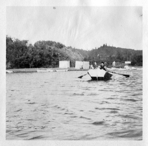 Click to see PIC 6-CAI 252 of Cairns family album (PIC 6-CAI)