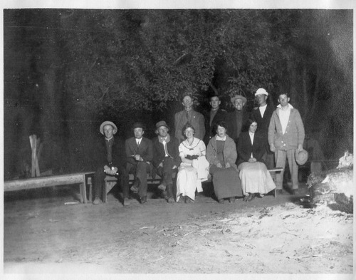 Click to see PIC 6-CAI 263 of Cairns family album (PIC 6-CAI)