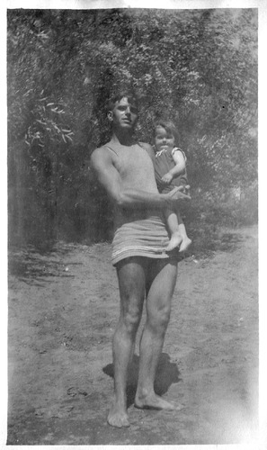 Click to see PIC 6-CAI 273 of Cairns family album (PIC 6-CAI)