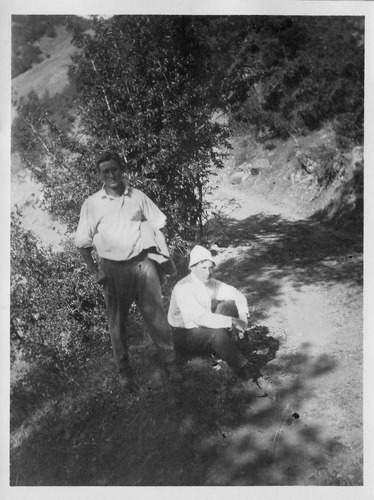Click to see PIC 6-CAI 277 of Cairns family album (PIC 6-CAI)