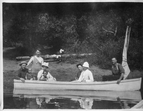 Click to see PIC 6-CAI 278 of Cairns family album (PIC 6-CAI)
