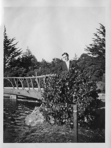 Click to see PIC 6-CAI 286 of Cairns family album (PIC 6-CAI)
