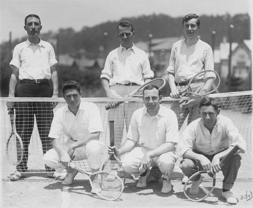 Click to see PIC 6-CAI 296 of Cairns family album (PIC 6-CAI)