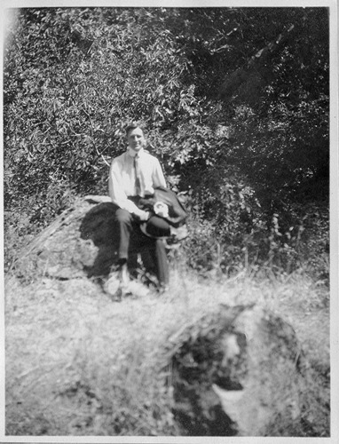 Click to see PIC 6-CAI 309 of Cairns family album (PIC 6-CAI)