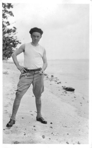 Click to see PIC 6-CAI 348 of Cairns family album (PIC 6-CAI)