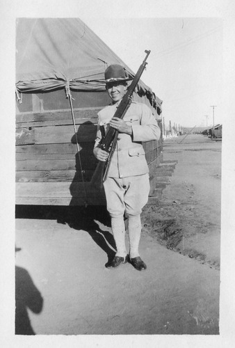 Click to see PIC 6-CAI 361 of Cairns family album (PIC 6-CAI)
