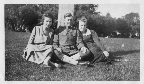 Click to see PIC 6-CAI 380 of Cairns family album (PIC 6-CAI)