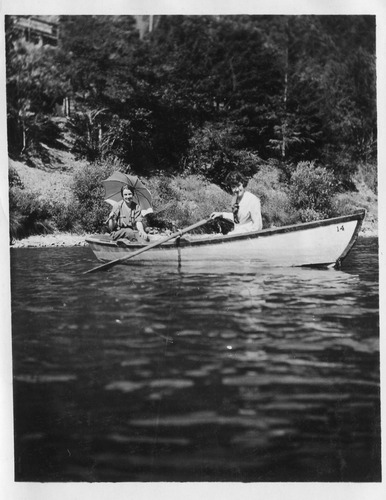 Click to see PIC 6-CAI 424 of Cairns family album (PIC 6-CAI)