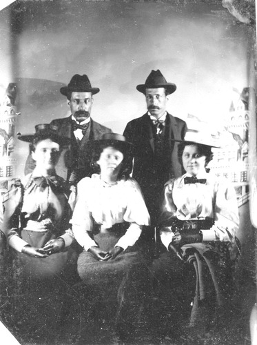 Click to see PIC 6-CHA 14 of Chapman Collection (PIC 6-CHA)