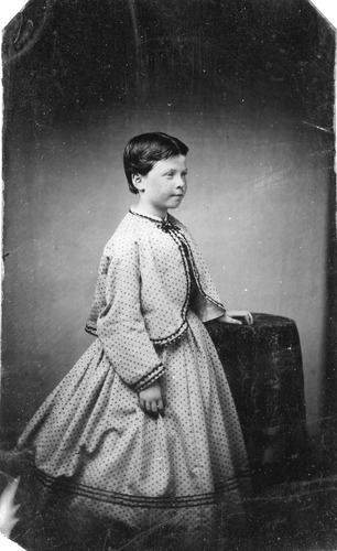 Click to see PIC 6-CHA 32 of Chapman Collection (PIC 6-CHA)