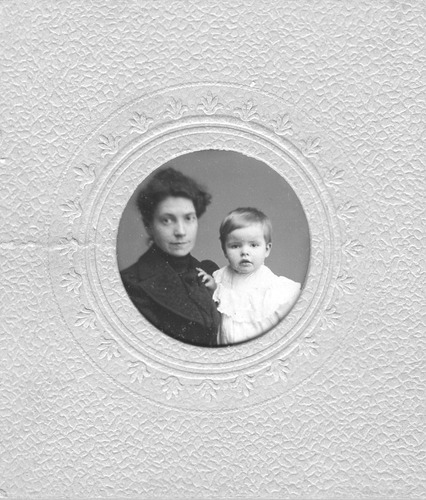 Click to see PIC 6-CHA 142 of Chapman Collection (PIC 6-CHA)